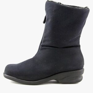 Cozy Black Winter Boots for Women